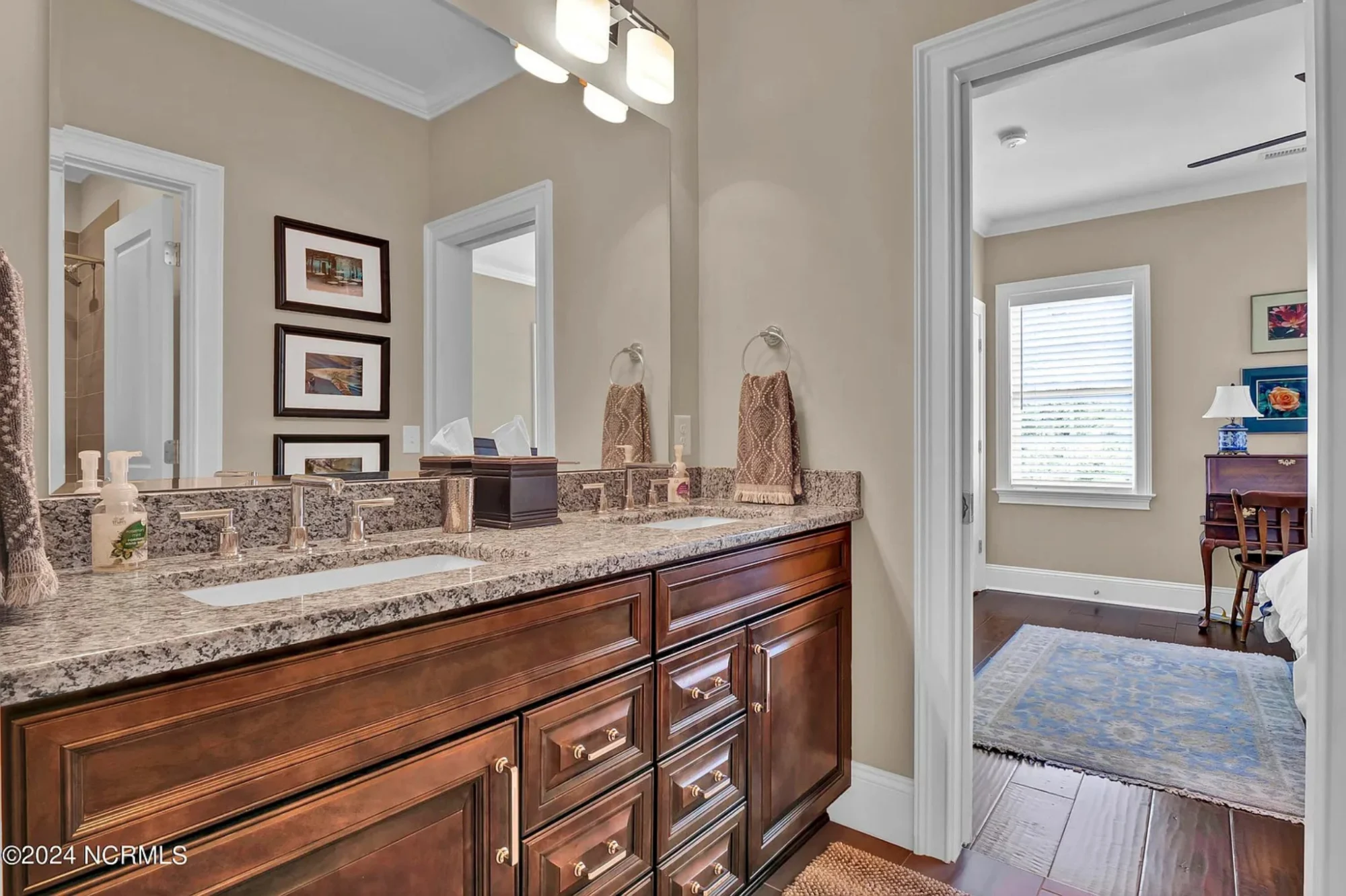 Elegant 5-Bedroom house Floor Plan with 2 Stories and Garage