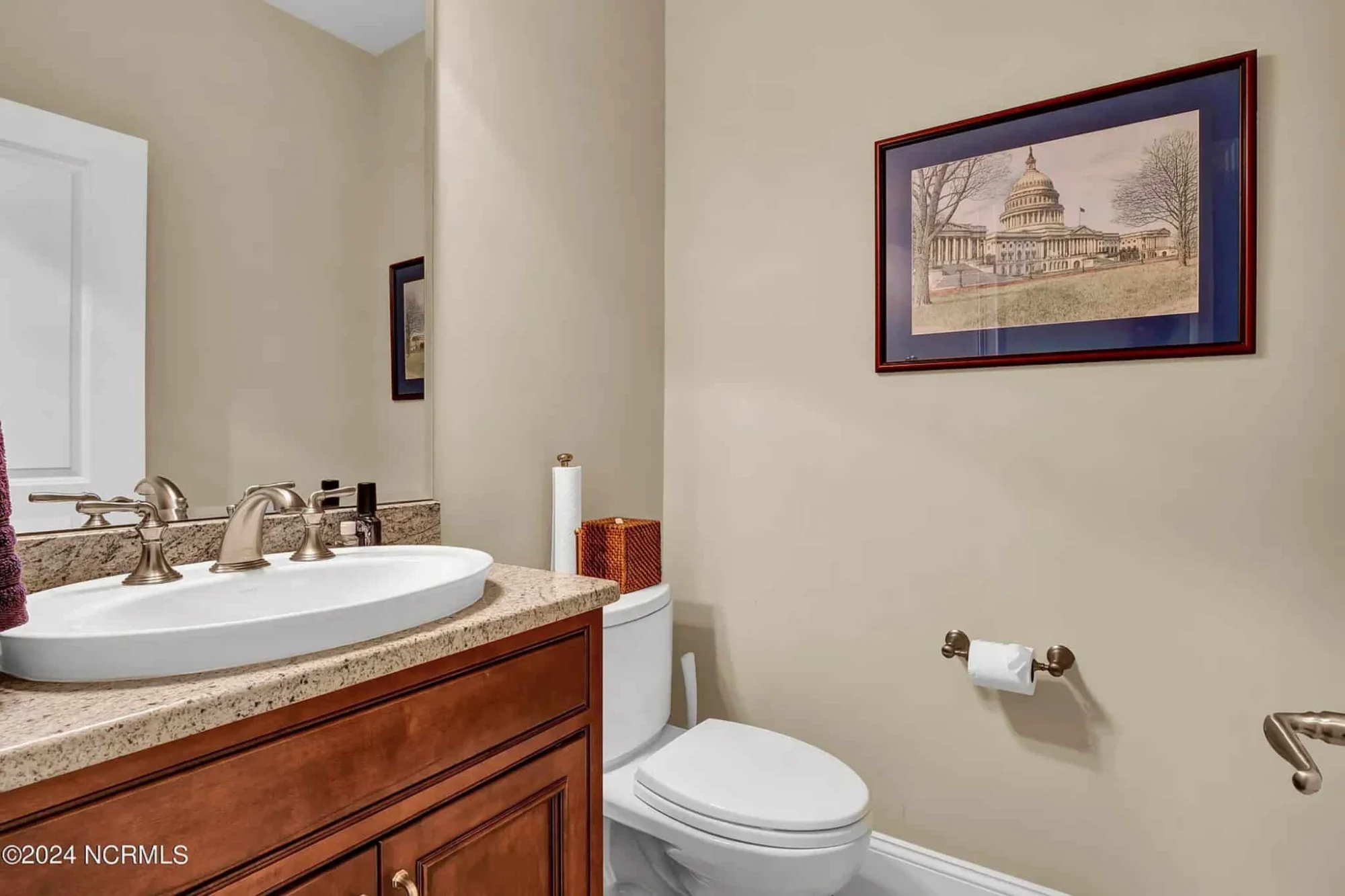 Elegant 5-Bedroom house Floor Plan with 2 Stories and Garage