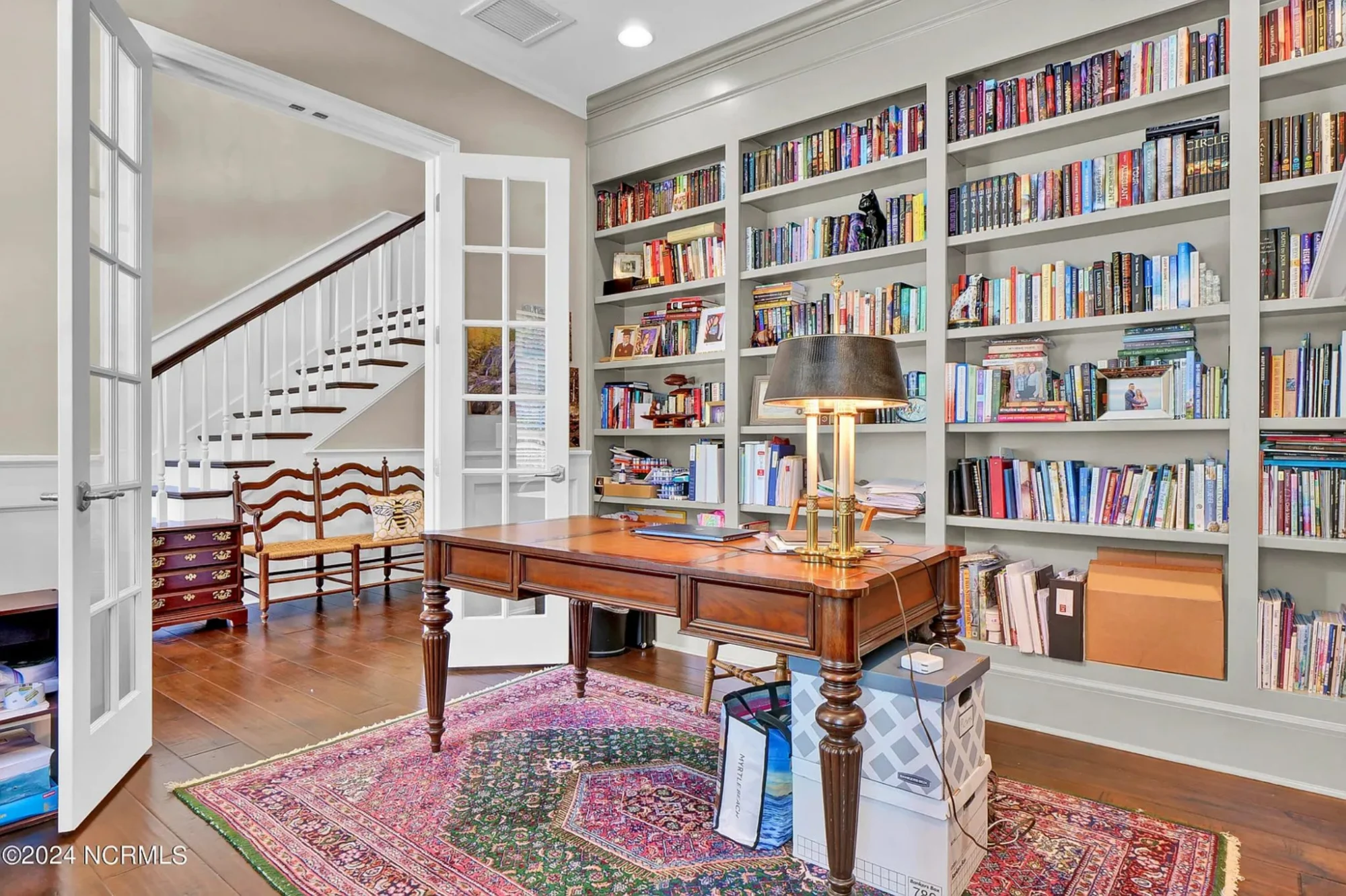 Elegant 5-Bedroom house Floor Plan with 2 Stories and Garage