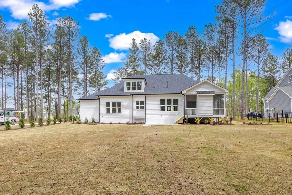 Spacious house Plan with 4 Bedrooms, CAD Designs & Blueprint