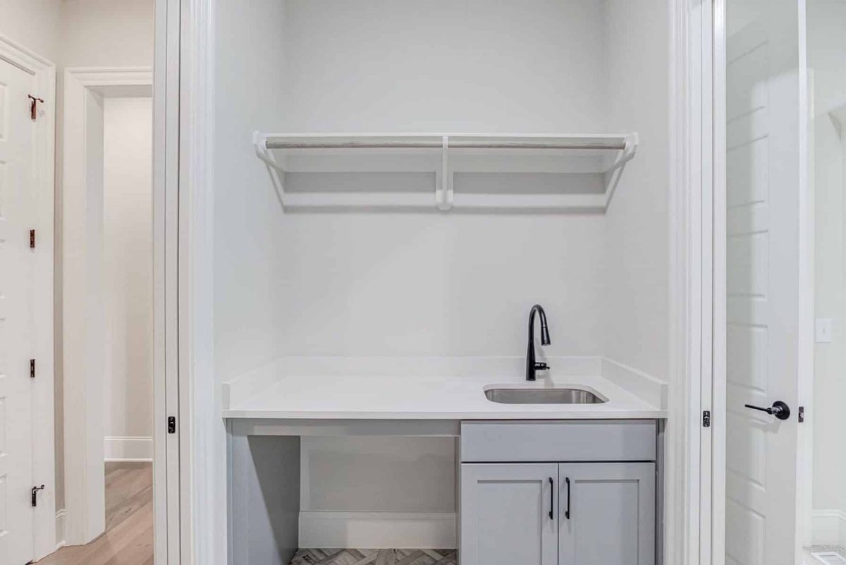 Spacious house Plan with 4 Bedrooms, CAD Designs & Blueprint