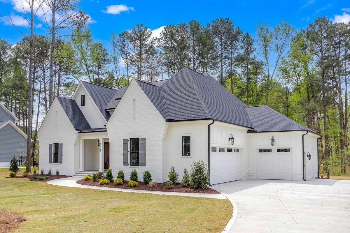 Spacious house Plan with 4 Bedrooms, CAD Designs & Blueprint