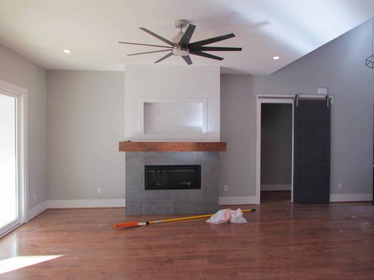 Elegant Craftsman house Plan with Spacious Floor Plan & CAD