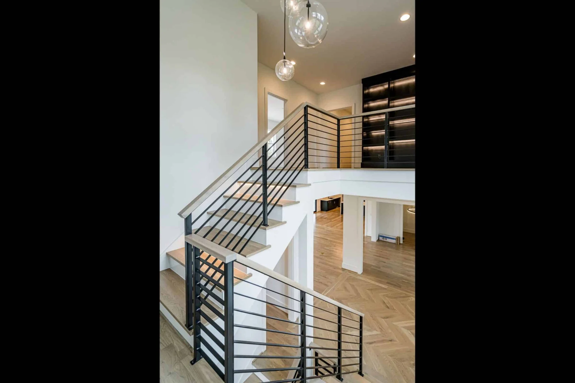 Luxury house Plan with CAD Blueprints and Modern Designs