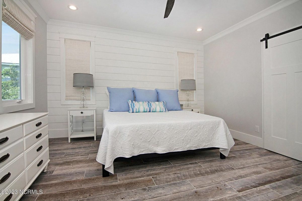 Contemporary Beach house Plan with Blueprint & CAD Designs