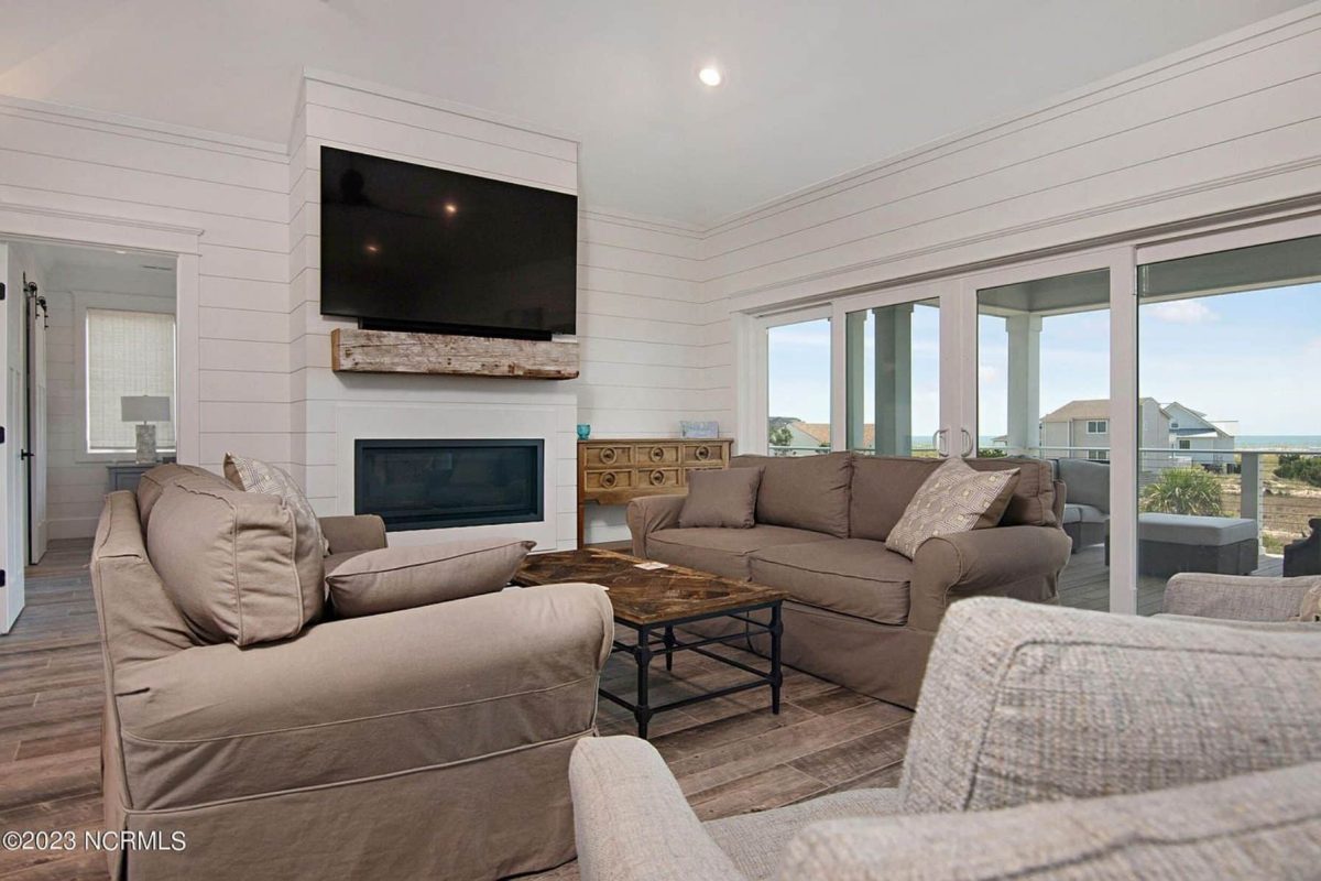 Contemporary Beach house Plan with Blueprint & CAD Designs