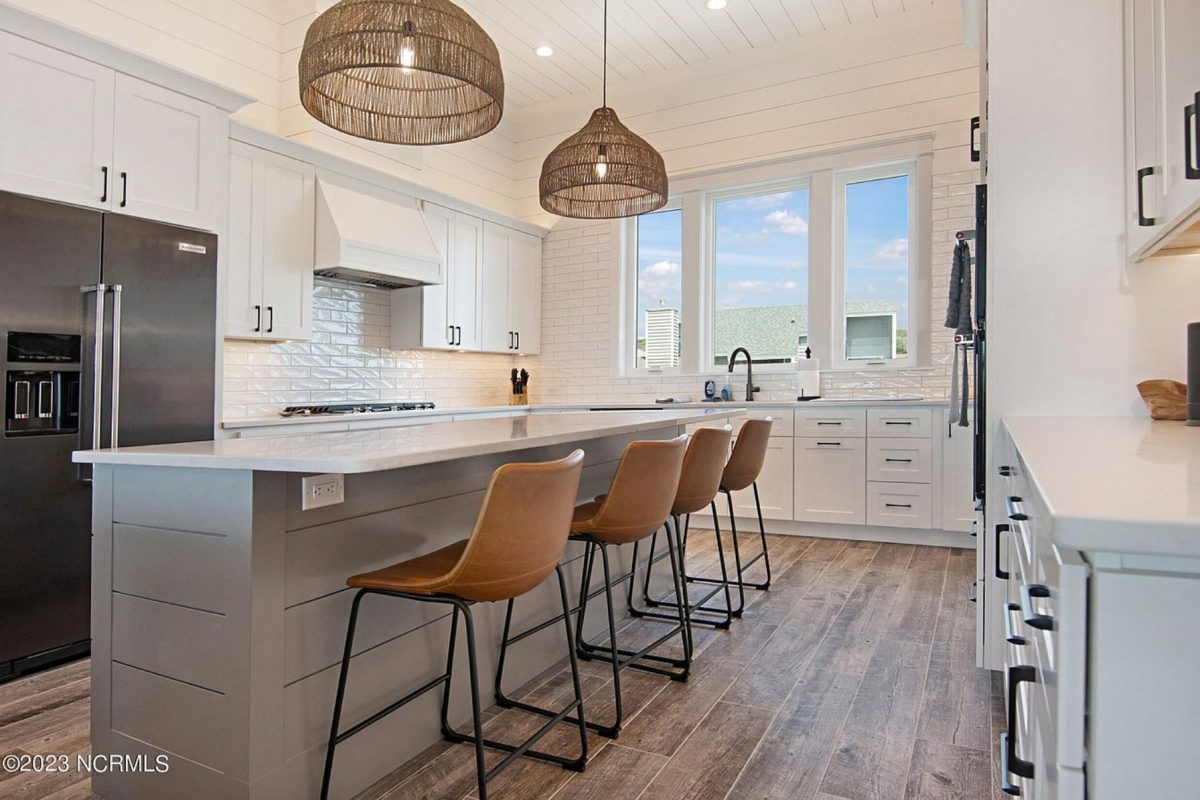 Contemporary Beach house Plan with Blueprint & CAD Designs