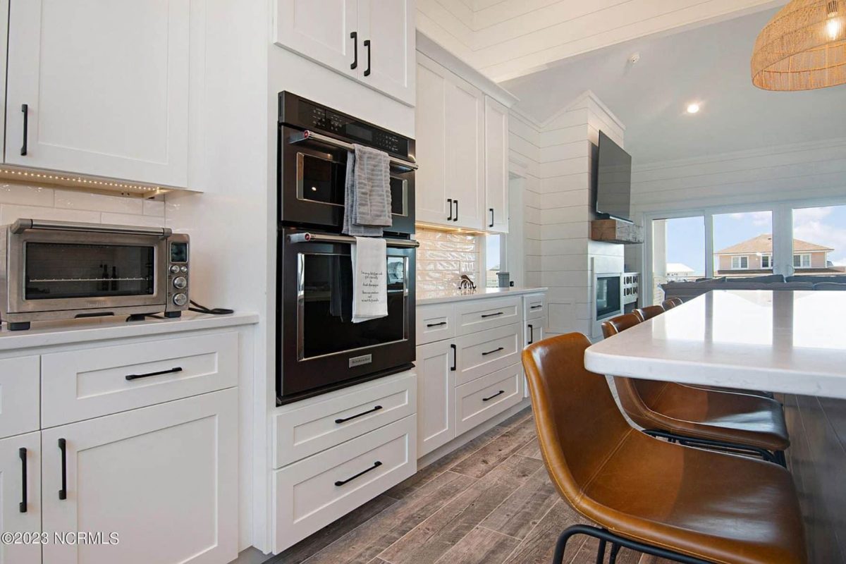 Contemporary Beach house Plan with Blueprint & CAD Designs