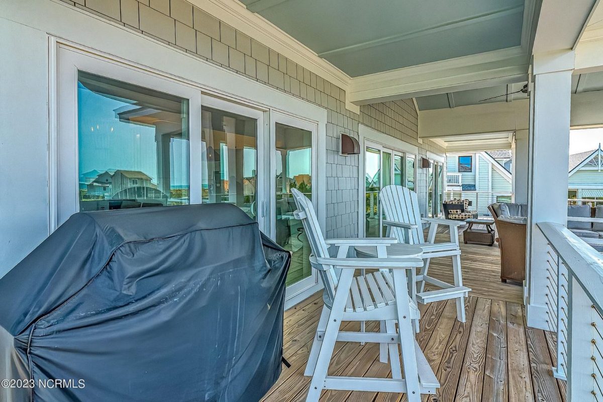 Contemporary Beach house Plan with Blueprint & CAD Designs