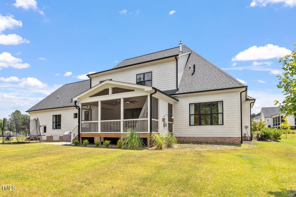 Modern Suburban house Plan with Open Floor Design and CAD Blueprint