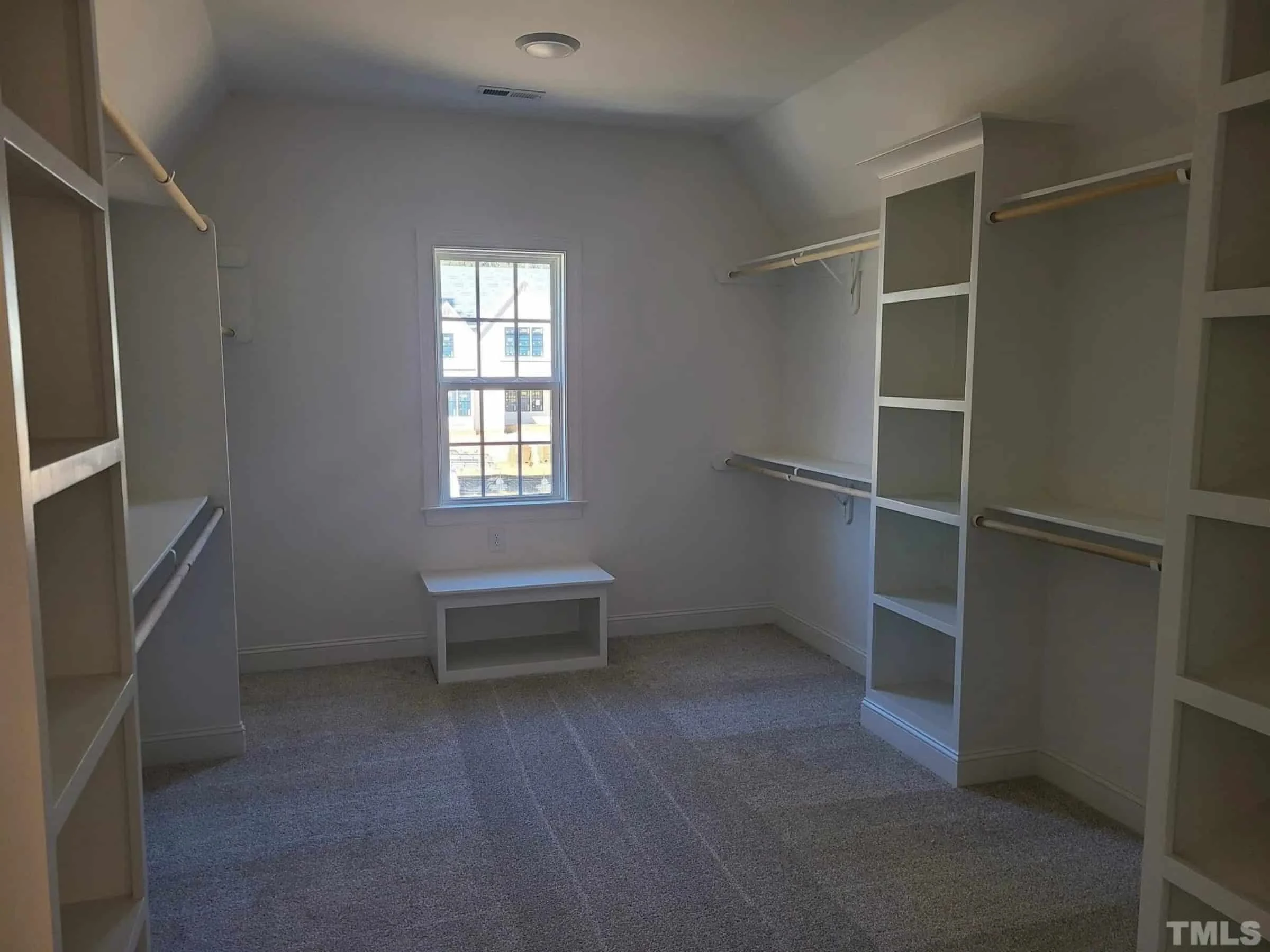 Spacious Farmhouse house Plan with Detailed Floor Blueprint