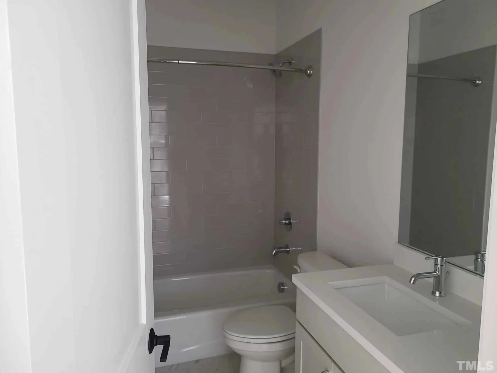 Spacious Farmhouse house Plan with Detailed Floor Blueprint