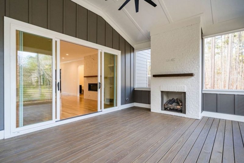 Classic 2-Story house Plan with CAD Floor Designs & Blueprint