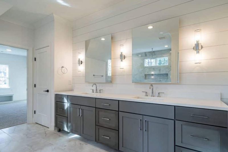 Classic 2-Story house Plan with CAD Floor Designs & Blueprint