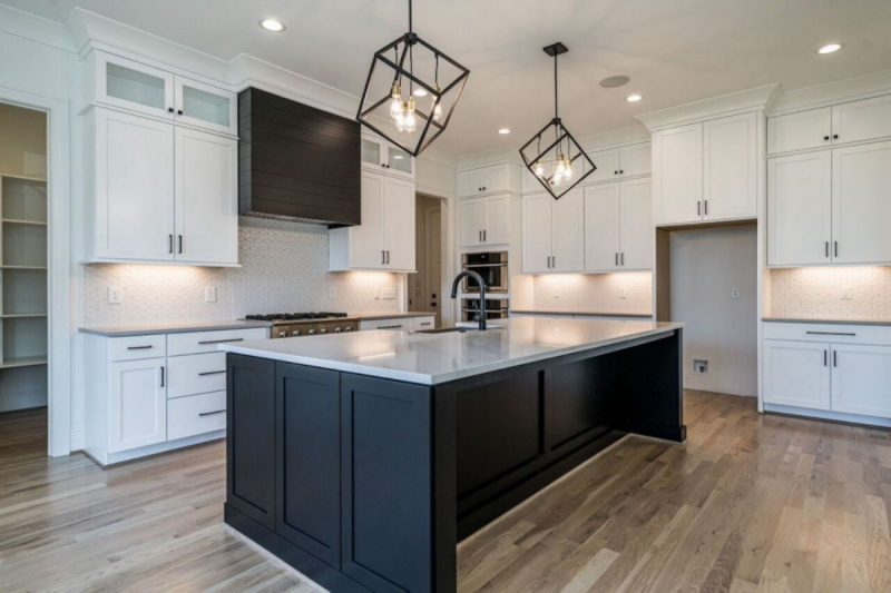 Modern Suburban house Plan with Detailed Blueprint Designs