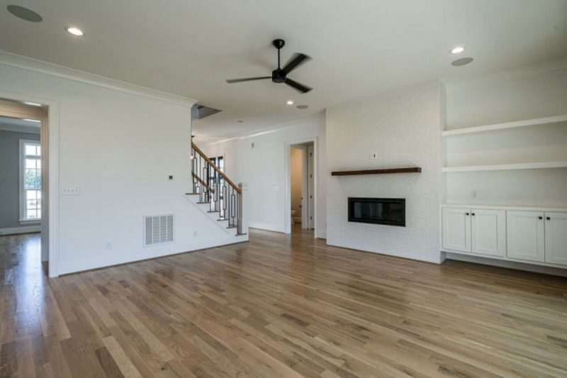 Modern Suburban house Plan with Detailed Blueprint Designs