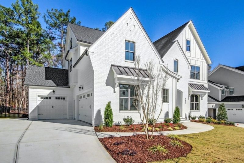 Modern Suburban house Plan with Detailed Blueprint Designs