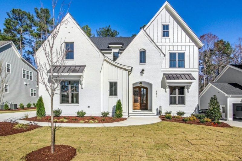 Modern Suburban house Plan with Detailed Blueprint Designs