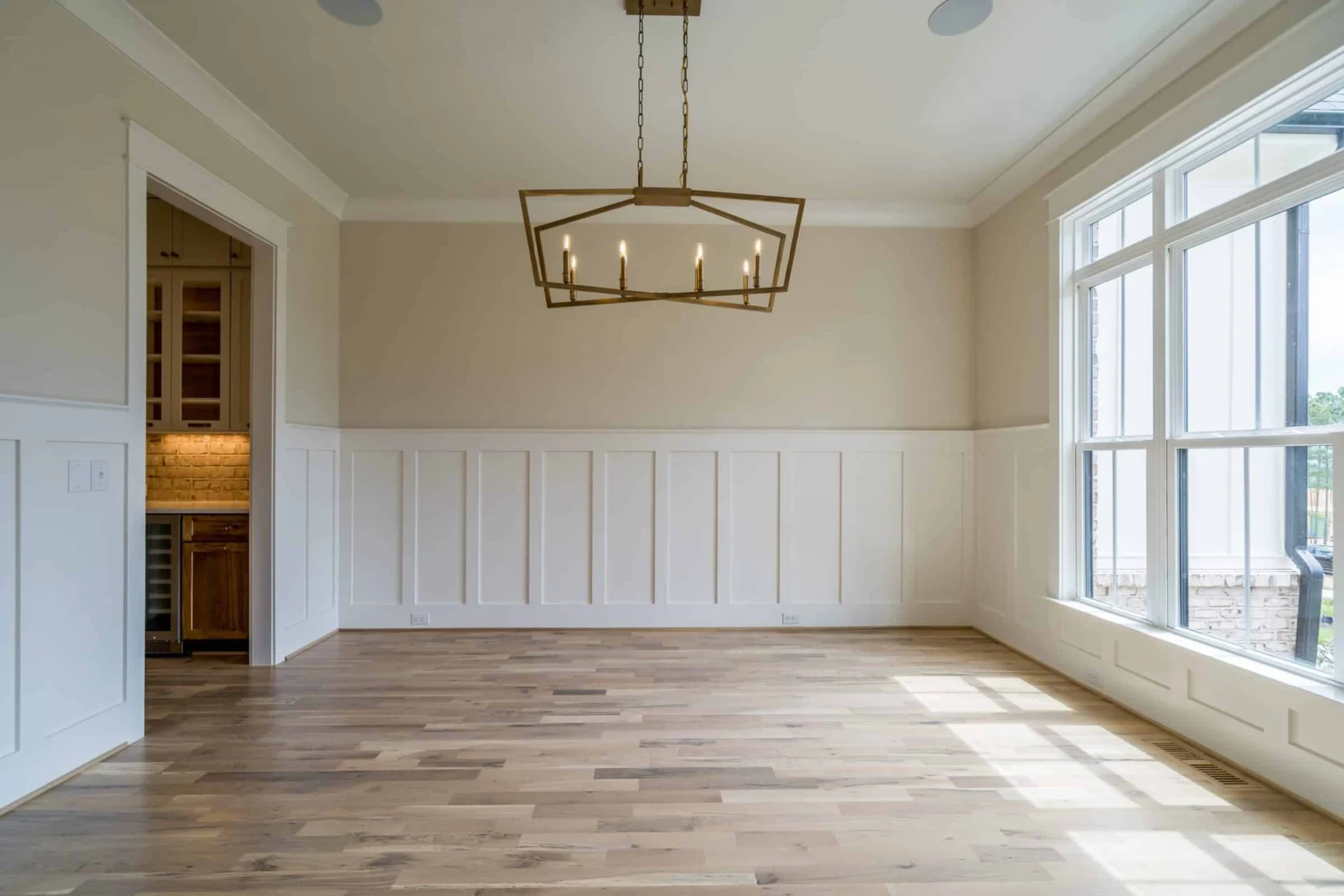 Beautiful 2.5 Story house Plan with Spacious Floor Plan Designs