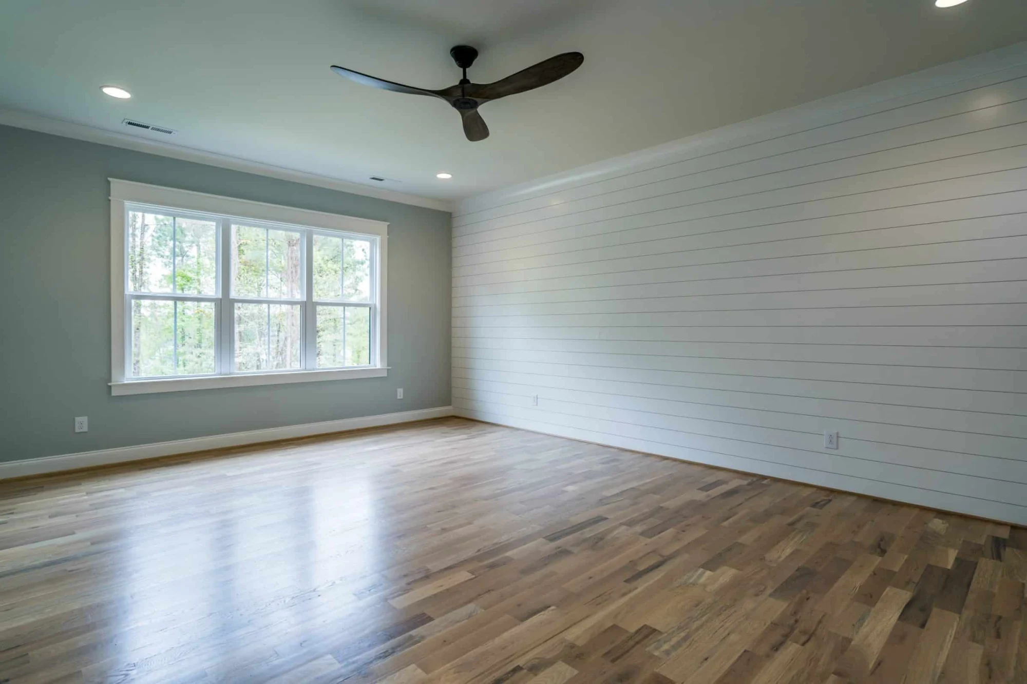 Beautiful 2.5 Story house Plan with Spacious Floor Plan Designs