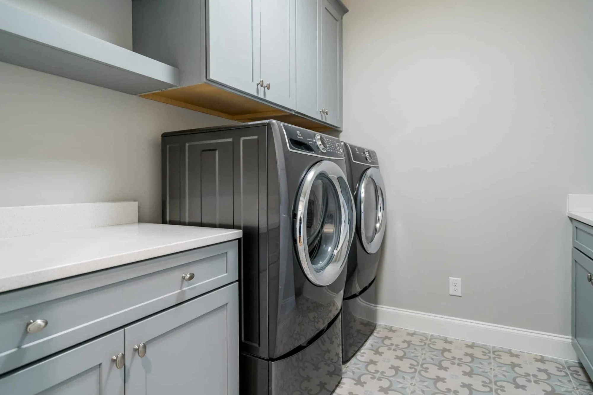 Beautiful 2.5 Story house Plan with Spacious Floor Plan Designs