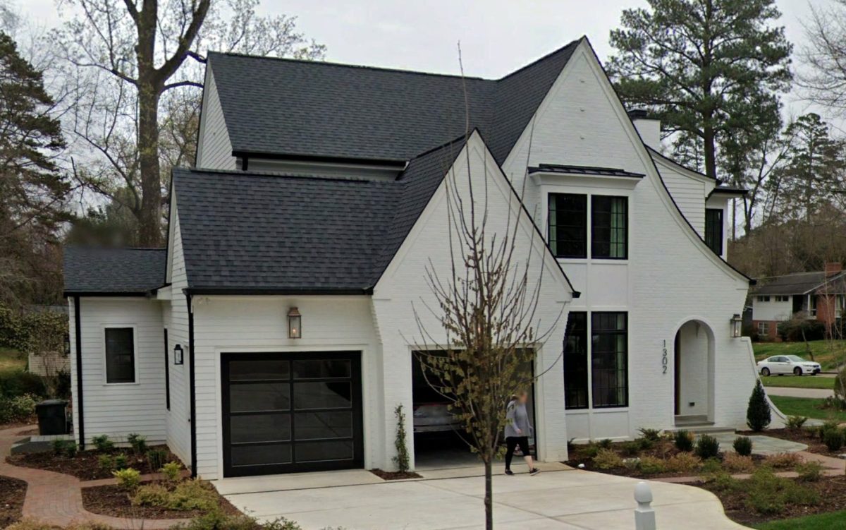 Modern Craftsman house Plan with 4 Bedrooms and Spacious Floor Designs