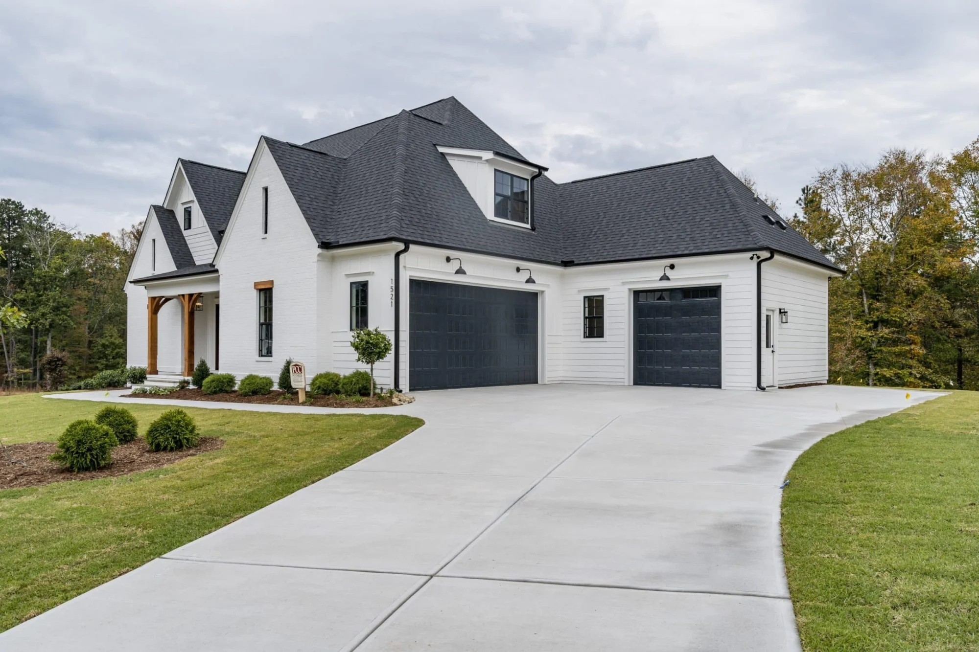 Spacious 4-Bedroom house Plan with Floor Plans and CAD Designs