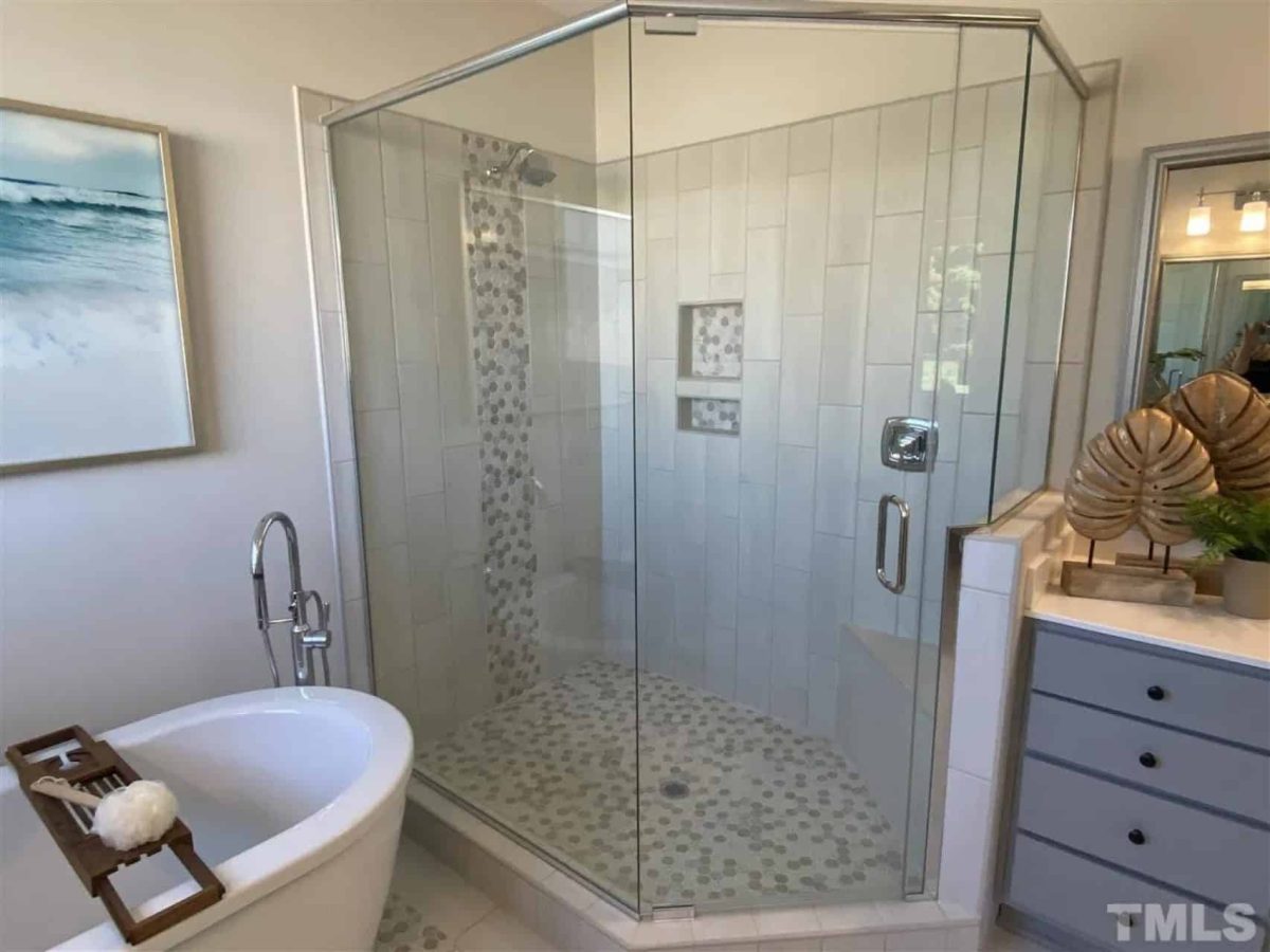 Modern Architectural house Plan with 2 Floors and 4 Beds