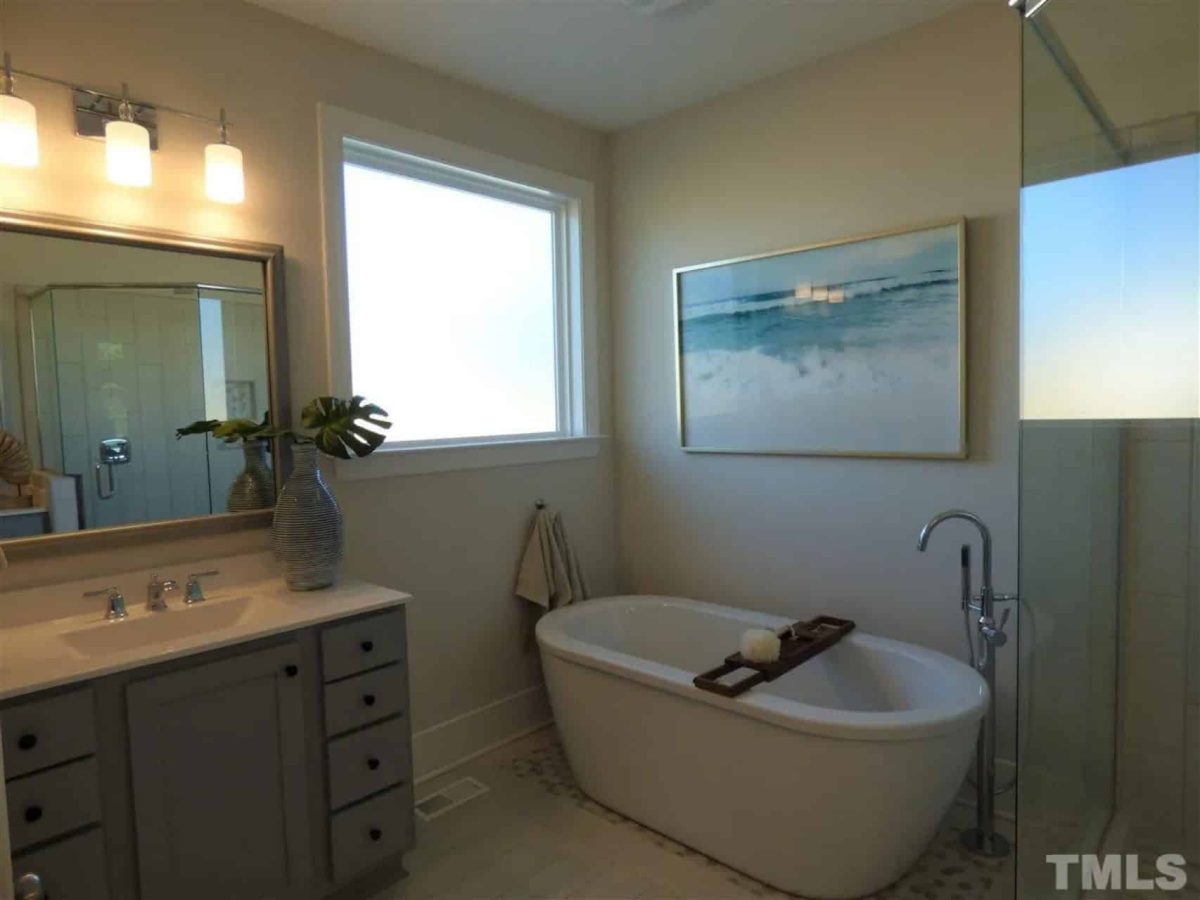 Modern Architectural house Plan with 2 Floors and 4 Beds