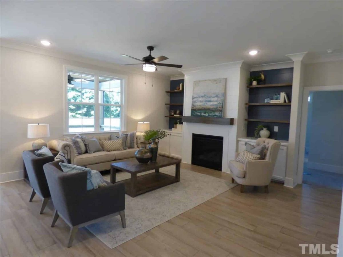 Modern Architectural house Plan with 2 Floors and 4 Beds