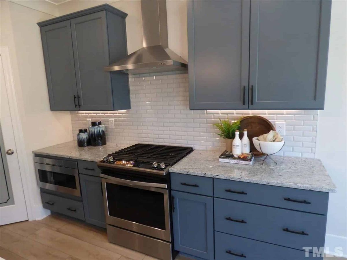 Modern Architectural house Plan with 2 Floors and 4 Beds