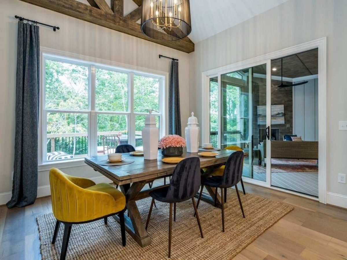 Craftsman house Plan with Spacious Floor Plans and CAD Designs