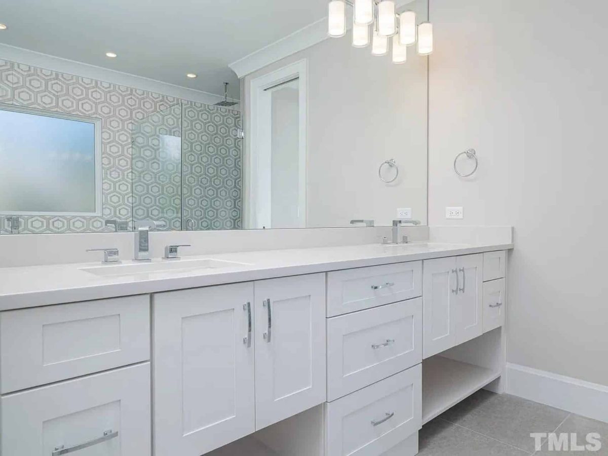 Stunning Modern Craftsman house Plan with CAD Designs