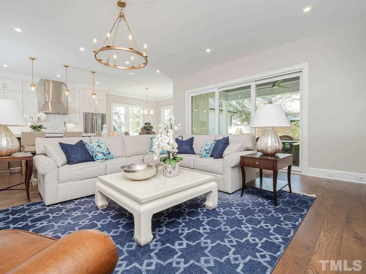 Stunning Modern Craftsman house Plan with CAD Designs