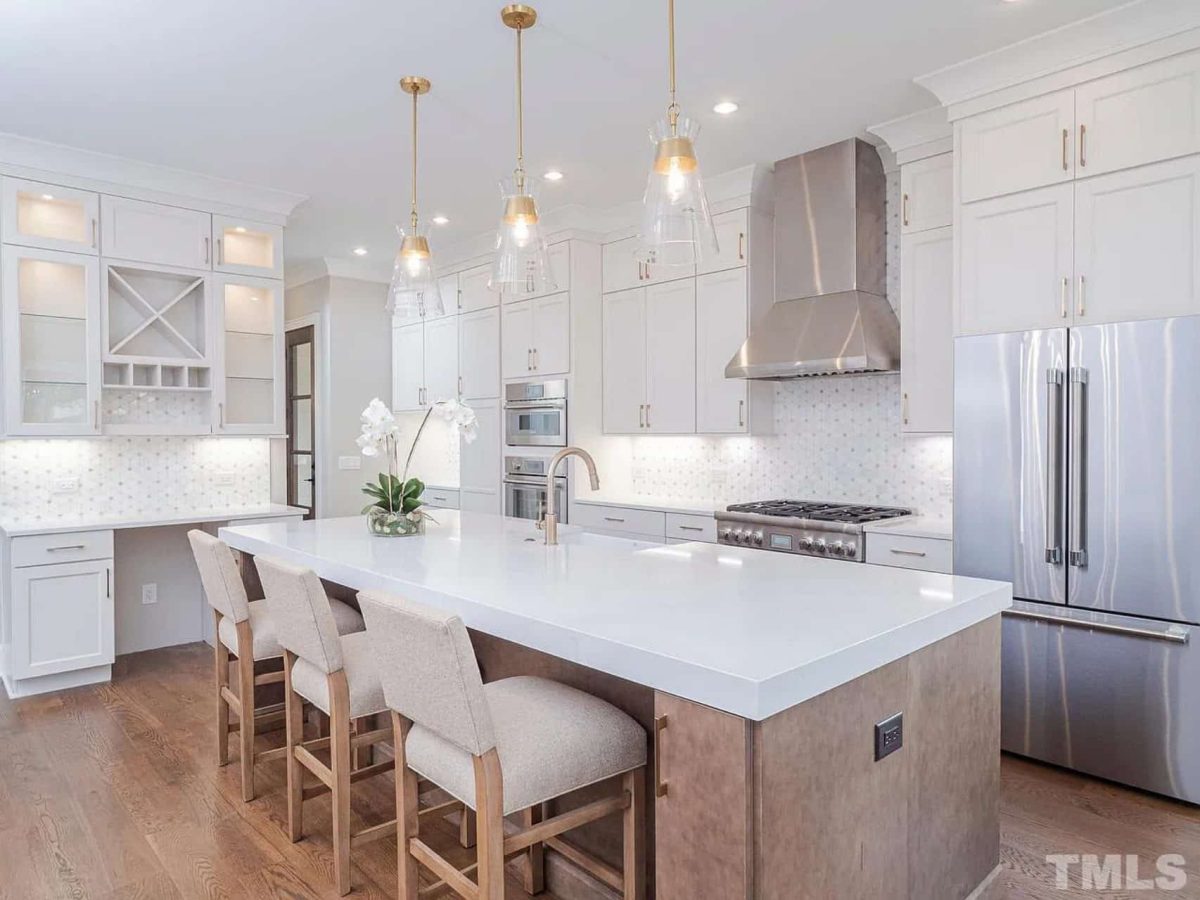 Stunning Modern Craftsman house Plan with CAD Designs