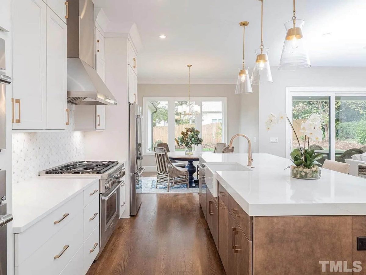 Stunning Modern Craftsman house Plan with CAD Designs