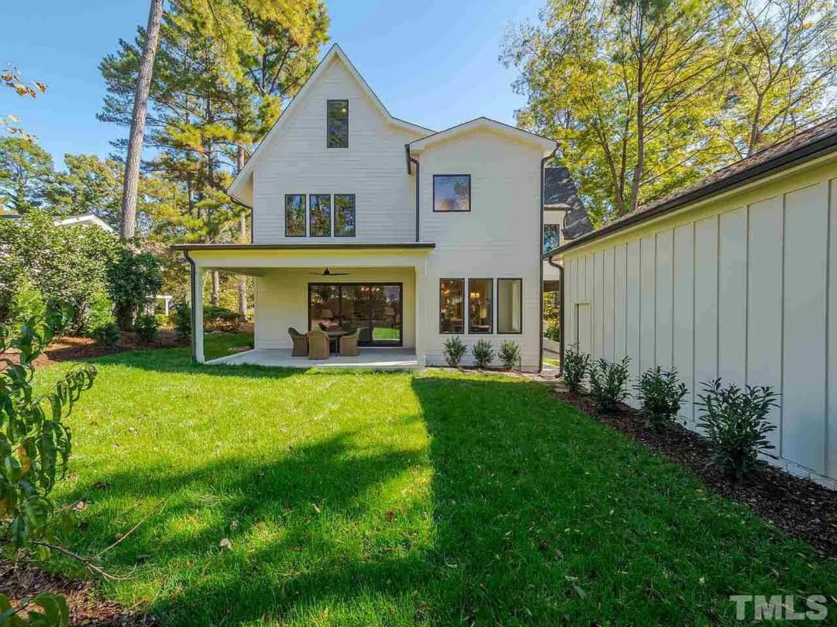 Stunning Modern Craftsman house Plan with CAD Designs