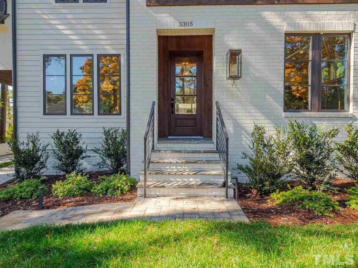 Stunning Modern Craftsman house Plan with CAD Designs