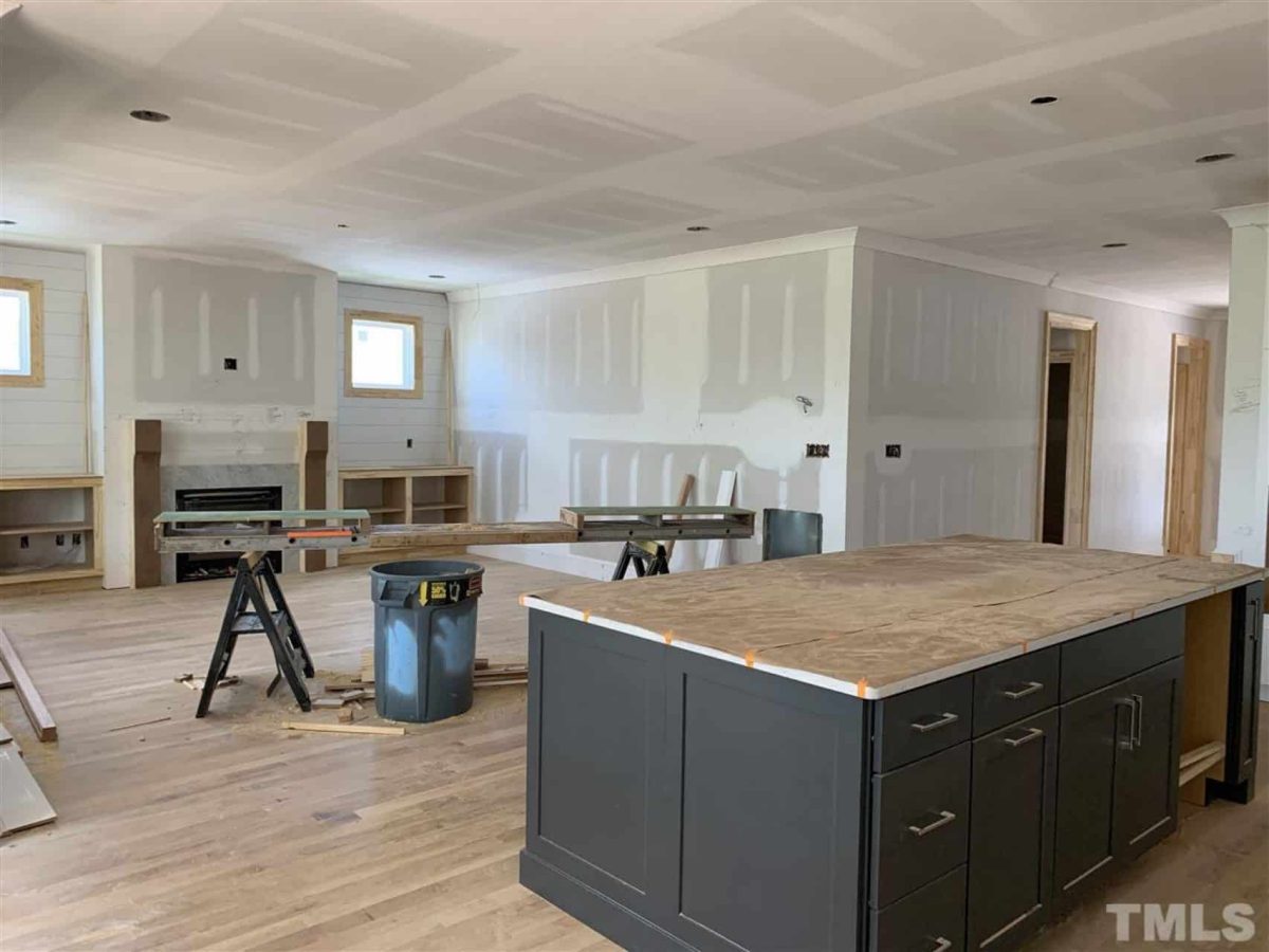 Elegant house Design with Two Floors and Custom Floor Plan