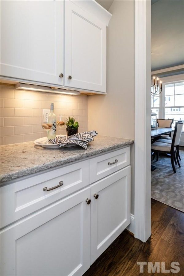 Elegant house Design with Two Floors and Custom Floor Plan