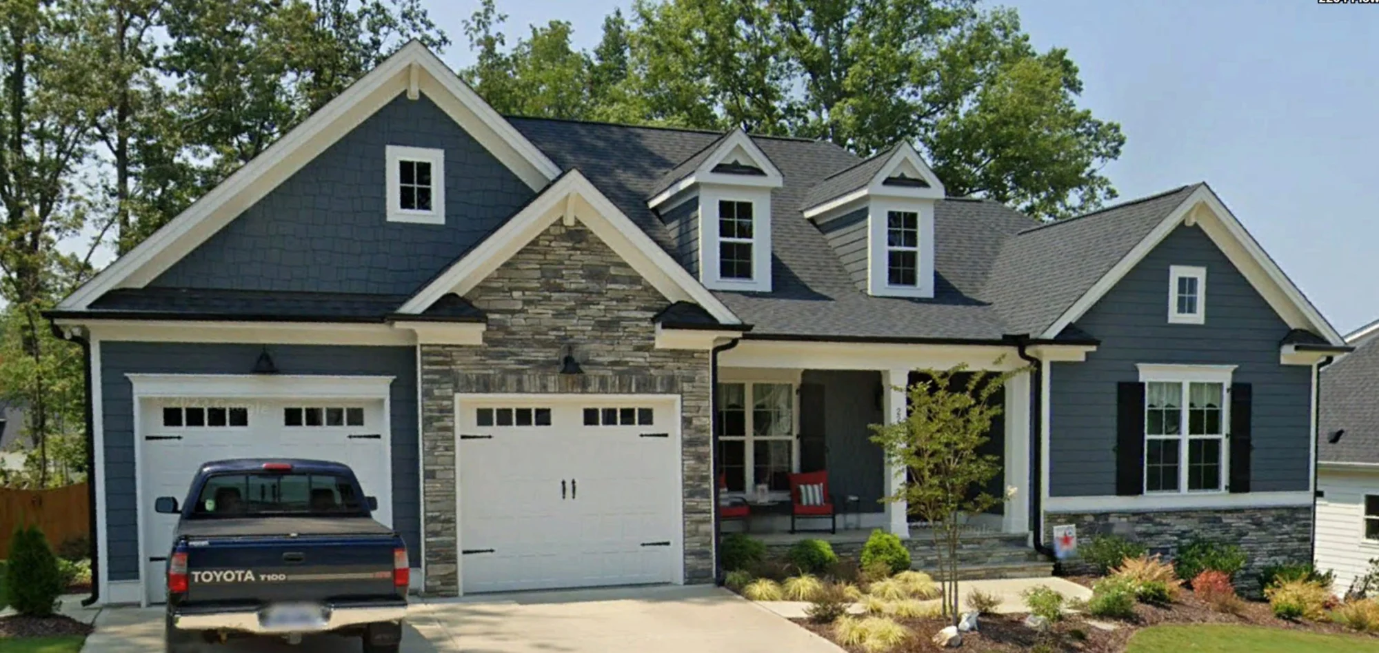 Elegant house Design with Two Floors and Custom Floor Plan