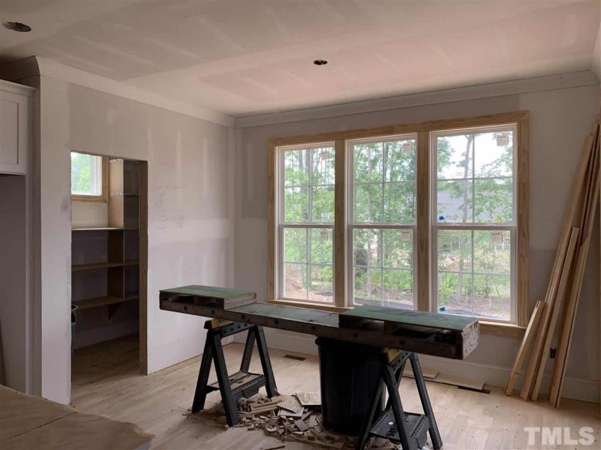 Beautiful 2.5-Story house Plan with 5 Bedrooms and Detailed CAD Designs