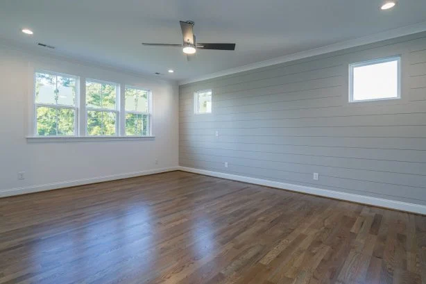 Beautiful 2.5-Story house Plan with 5 Bedrooms and Detailed CAD Designs