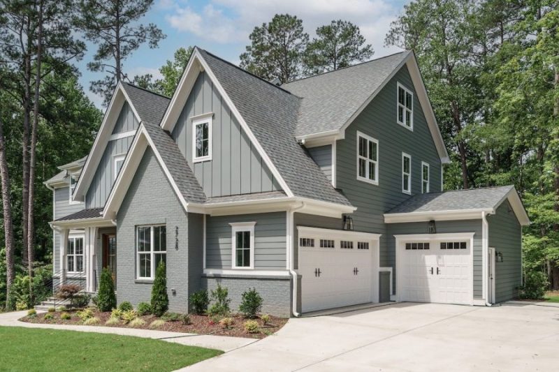 Spacious Traditional house Plan with 3 Floors and CAD Blueprint