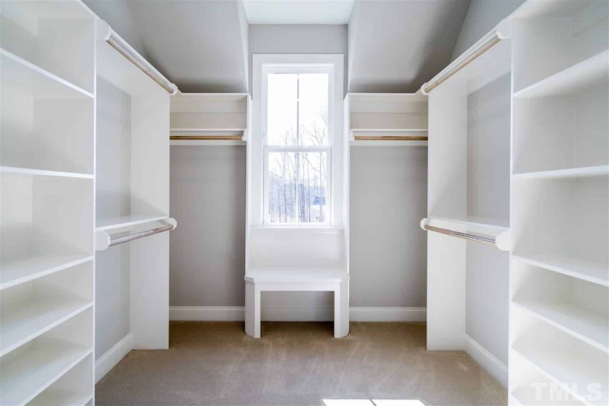 Modern Craftsman Floor Plan: Stunning house Design with CAD Blueprint