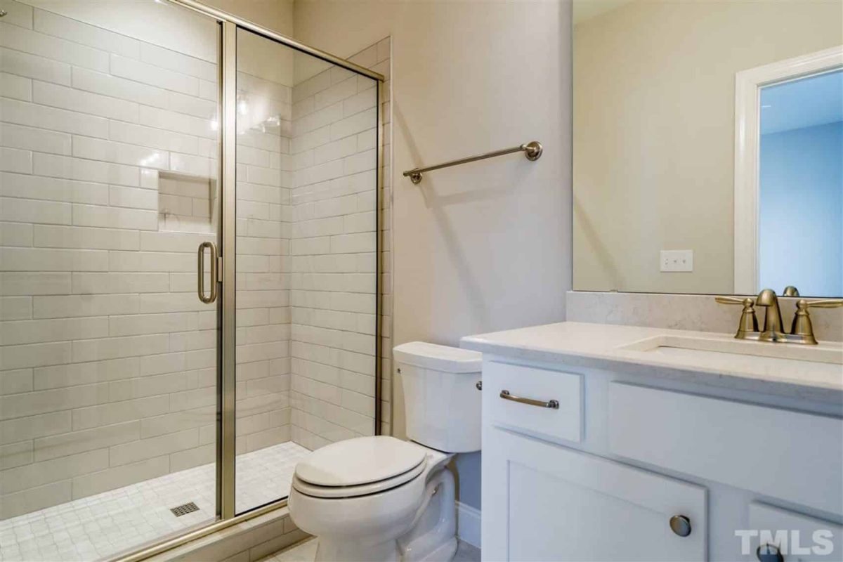 Modern Craftsman Floor Plan: Stunning house Design with CAD Blueprint