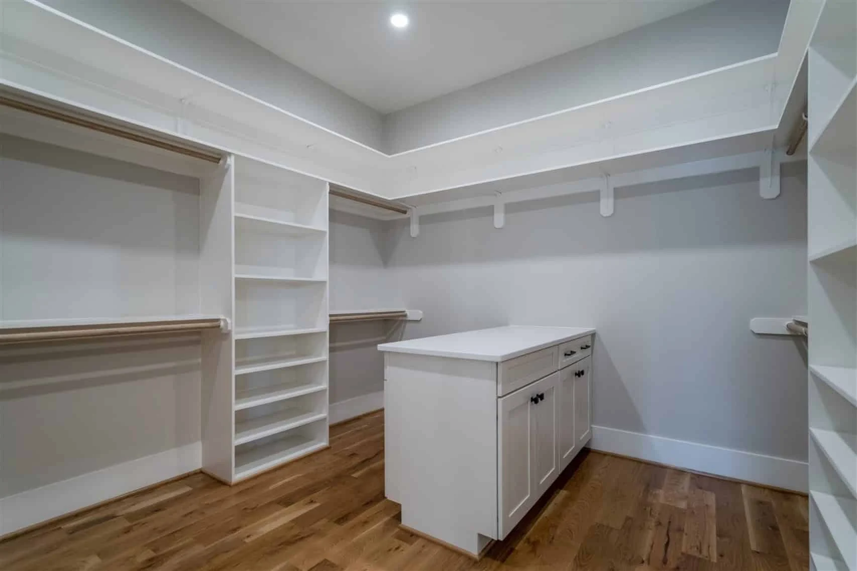 19-1695 HOUSE PLAN - Modern Craftsman House Plan – Floor Plans with CAD Designs 26 Modern Craftsman house Plan – Floor Plans with CAD Designs