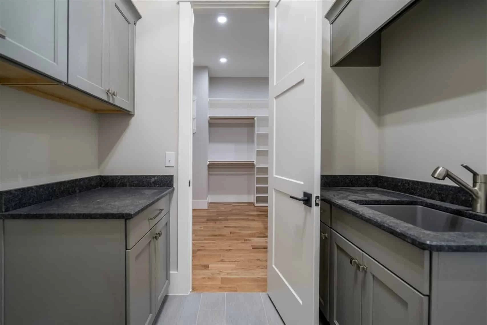 19-1695 HOUSE PLAN - Modern Craftsman House Plan – Floor Plans with CAD Designs 24 Modern Craftsman house Plan – Floor Plans with CAD Designs