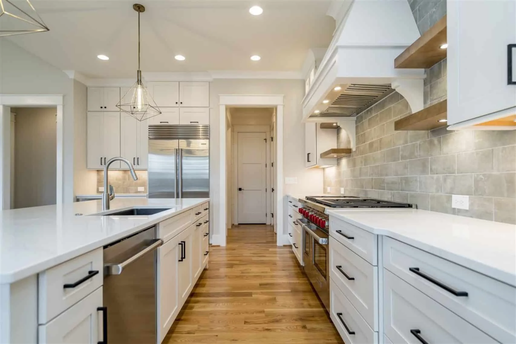 19-1695 HOUSE PLAN - Modern Craftsman House Plan – Floor Plans with CAD Designs 19 Modern Craftsman house Plan – Floor Plans with CAD Designs