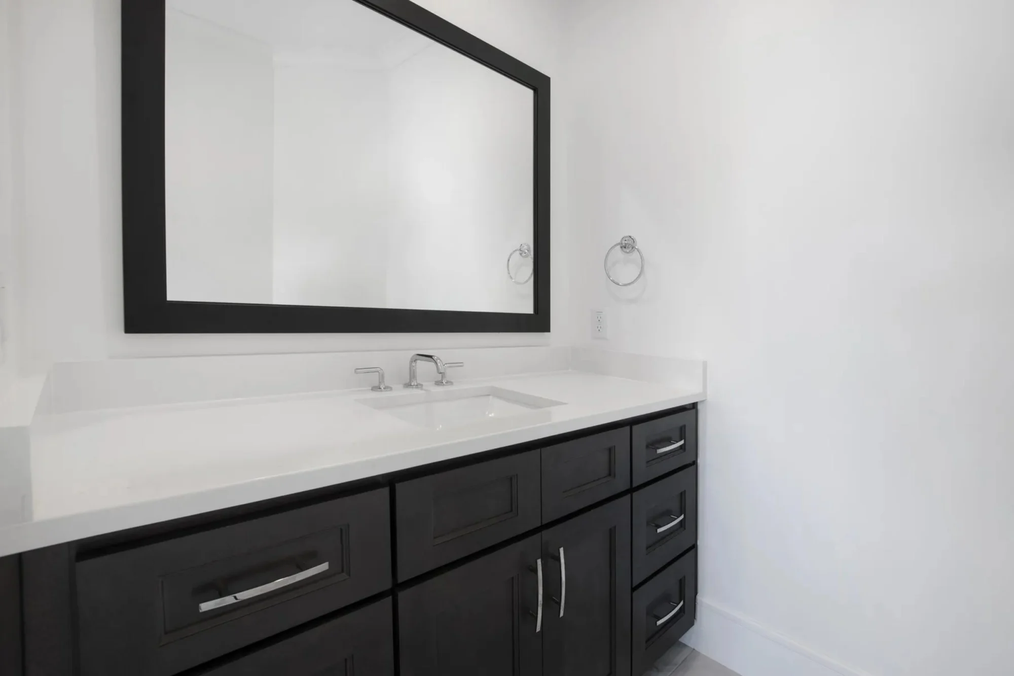 Charming Two-Story house Plan with CAD Designs and Floor Blueprint